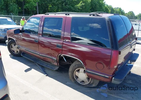 1999 Chevrolet Tahoe Ls z USA, uszkodzony, nr VIN 1GNEK13R5XJ506581